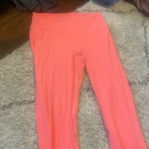 LULULEMON pale raspberry leggings